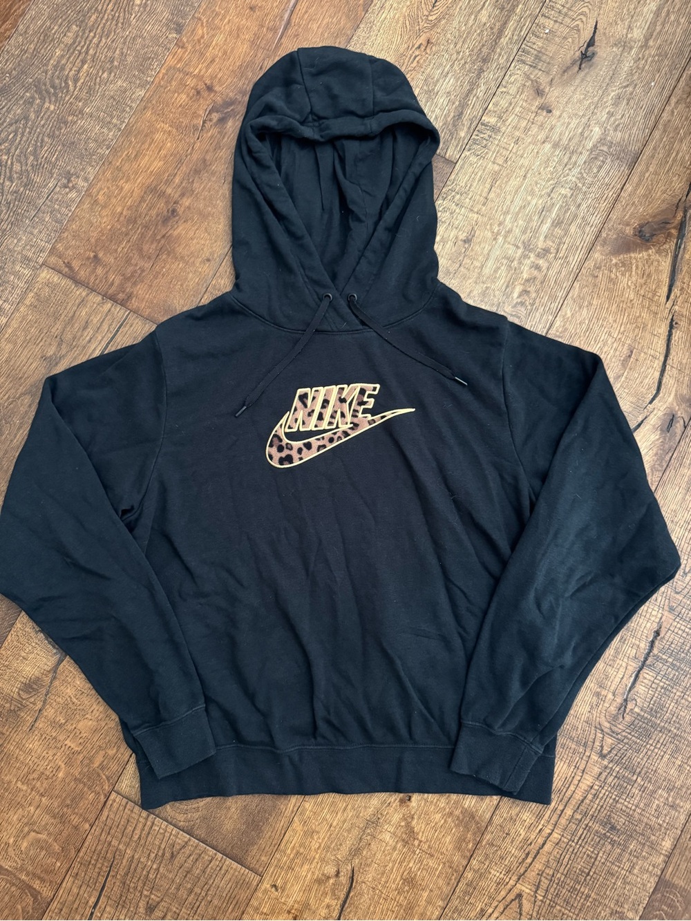 Nike Women's Black Sportswear Pullover Hoodie Leopard Cheetah Print Logo Sz S